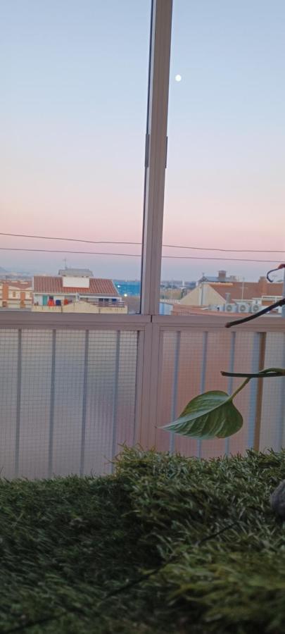 Apartamento Entero De Tres Habitaciones, Cerca De La Playa! Acogedor, Luminoso Y Tranquilo Malgrat de Mar Buitenkant foto